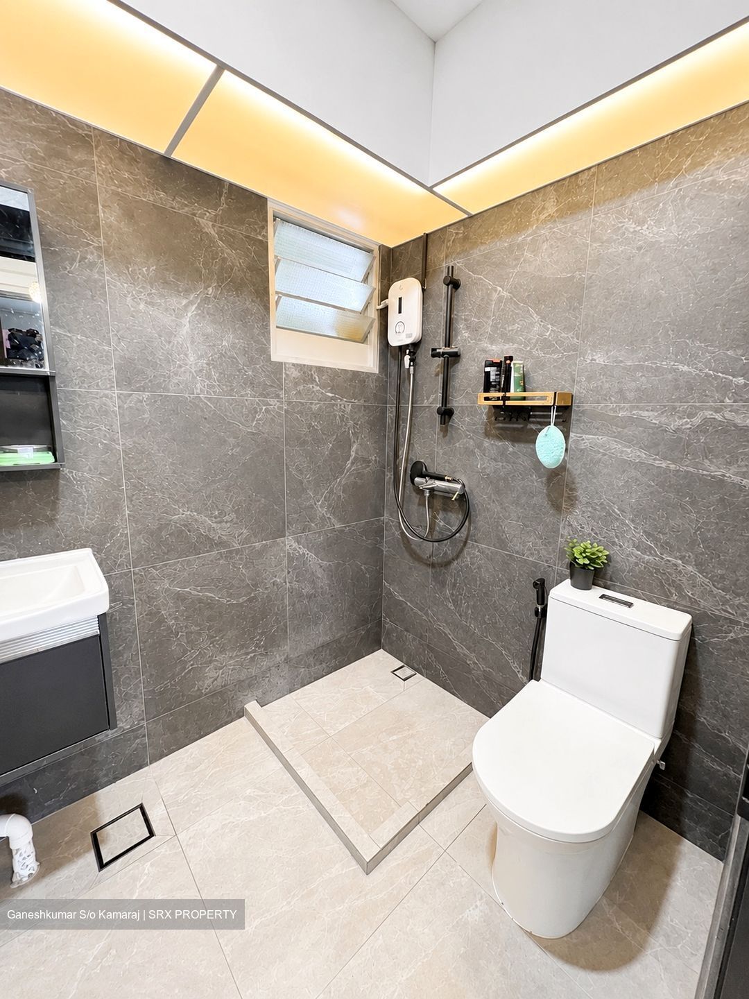 Blk 293D Skypeak @ Bukit Batok (Bukit Batok), HDB 4 Rooms #582235931